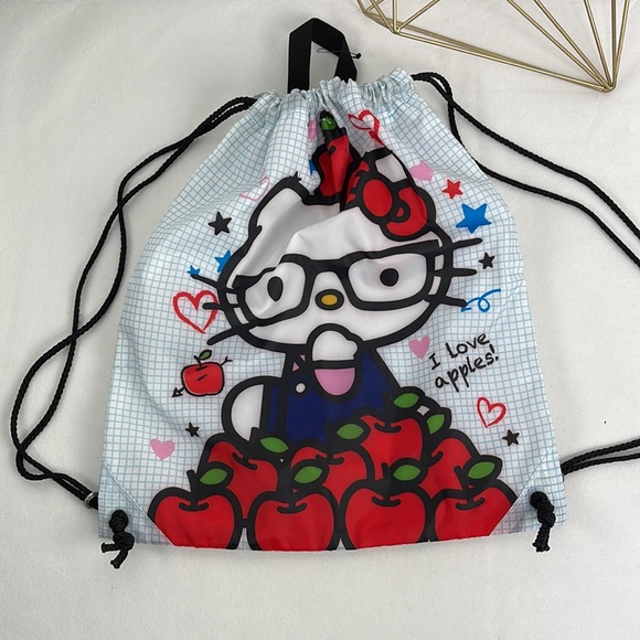Hello Kitty Nylon Drawstring Sack - Picture 3 of 5